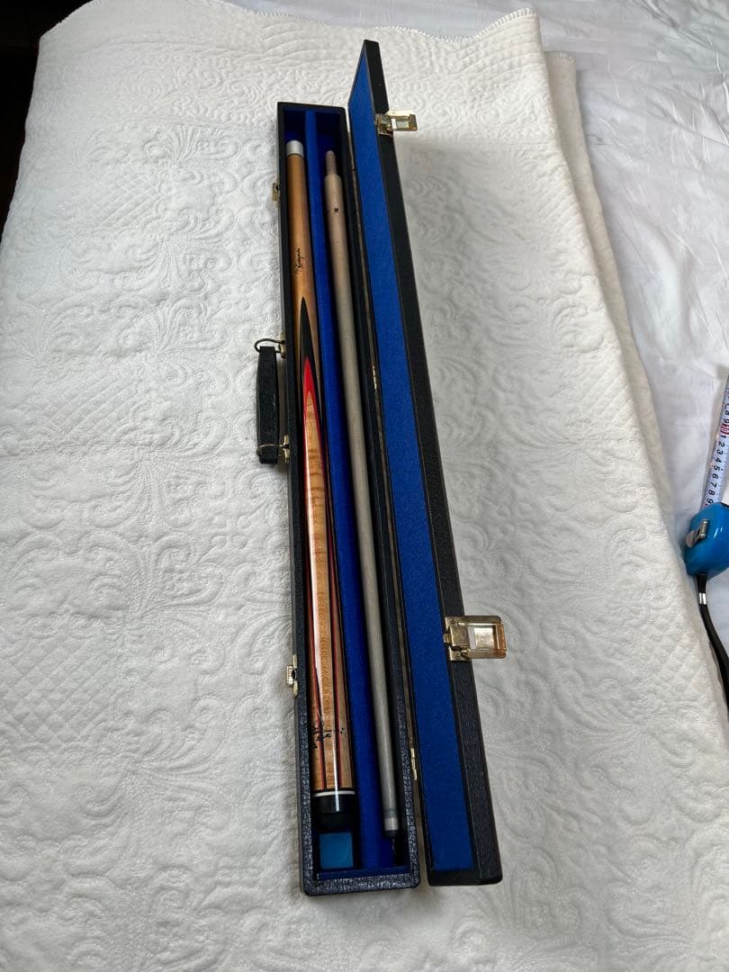 Kobayashiビリヤードキュー ケース付き