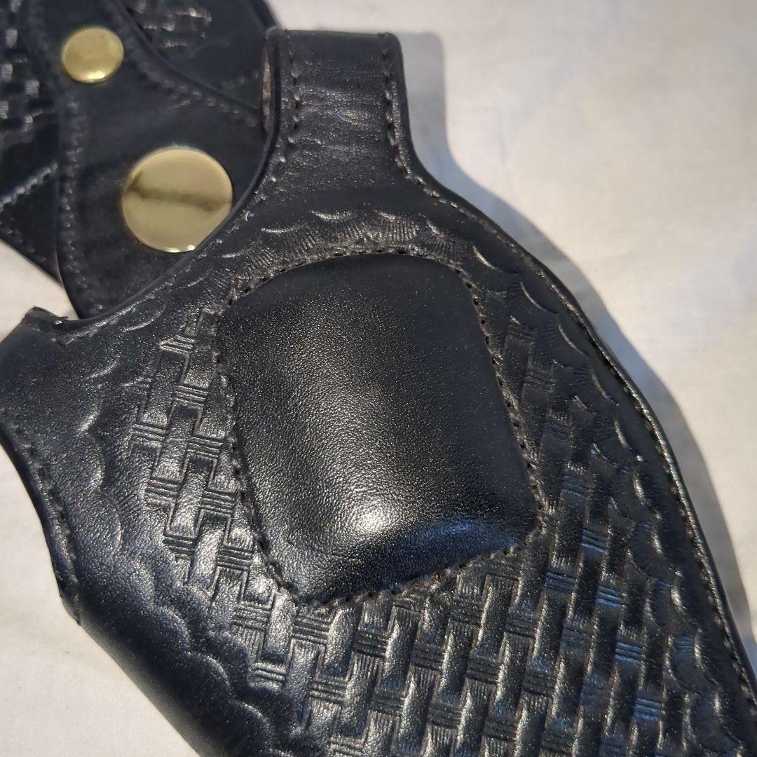 実物Bianchi #2800S　38 357リボルバー ヘビーレザーホルスター