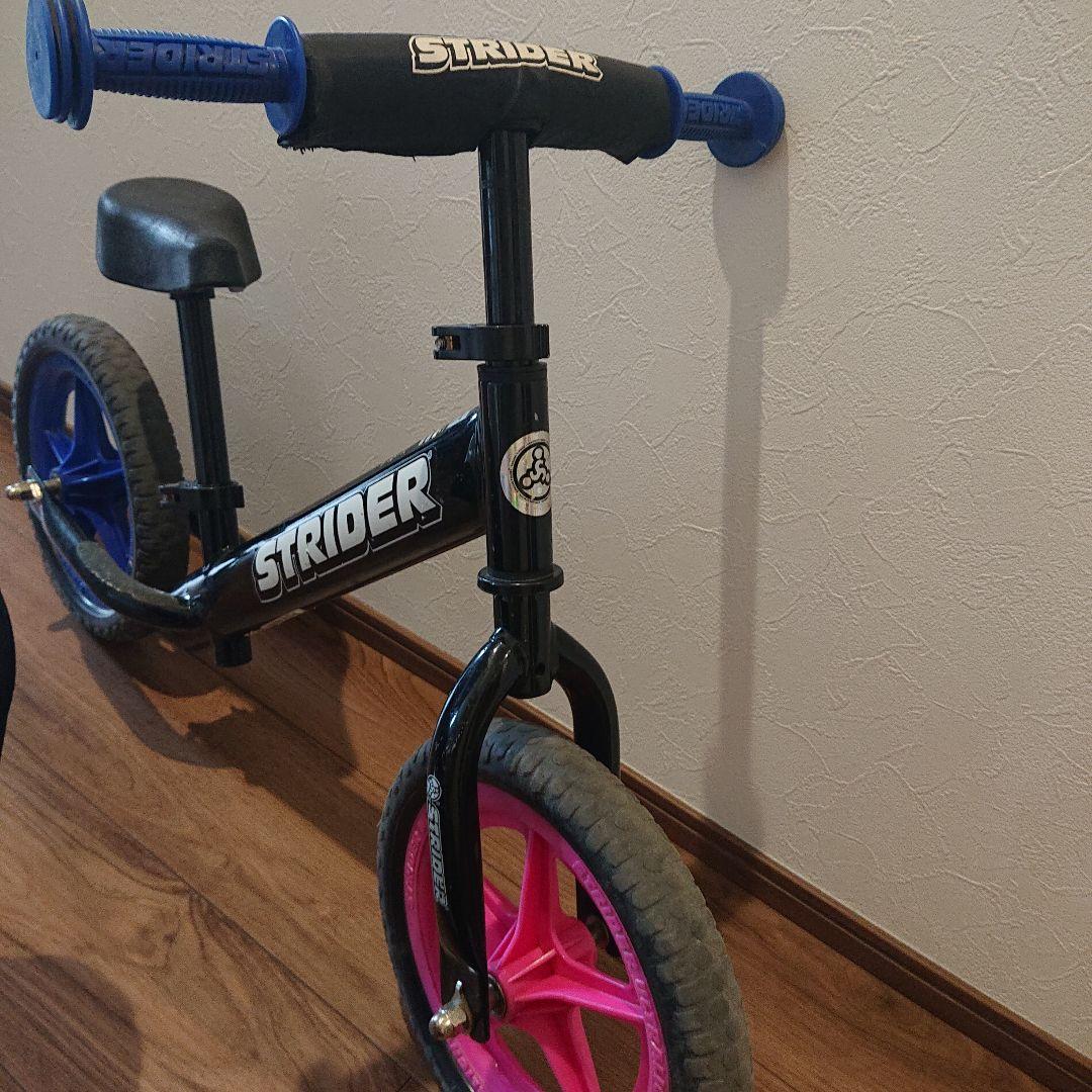 STRIDER バランスバイク 12インチ ブラック/ピンク/ブルー