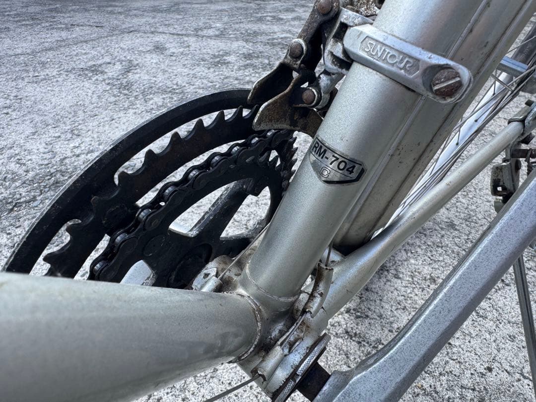 【引き取り限定】ブリヂストン　ロードマン RM-704 タイヤ付き