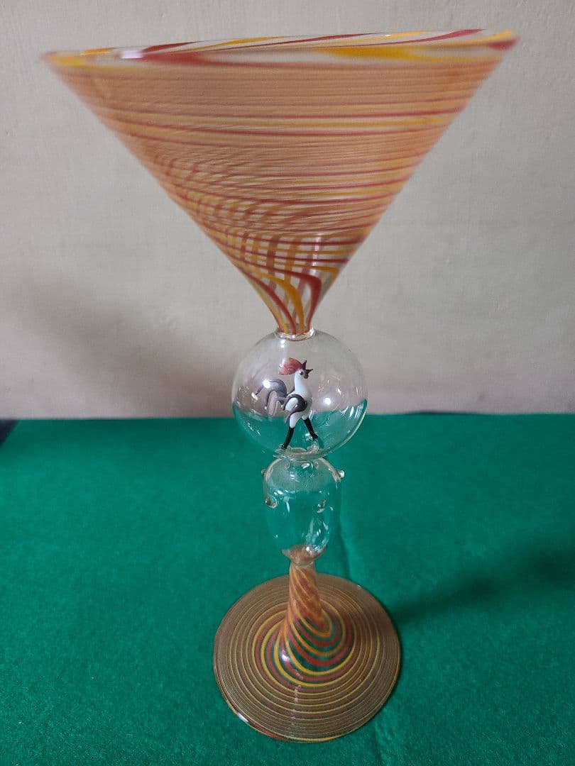 オーストリアアンティークグラス　ビミニレース吹きガラス　ニワトリ