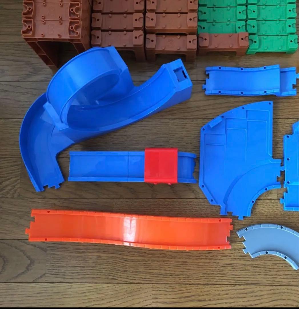 トミカ　システム　スリリングマウンテン　道路セット