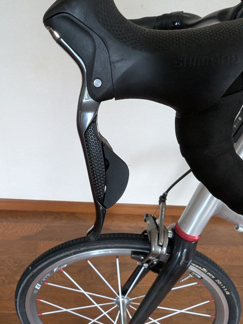 林　Khodaa Bloom 　Farna 20　Di2 アルテグラ