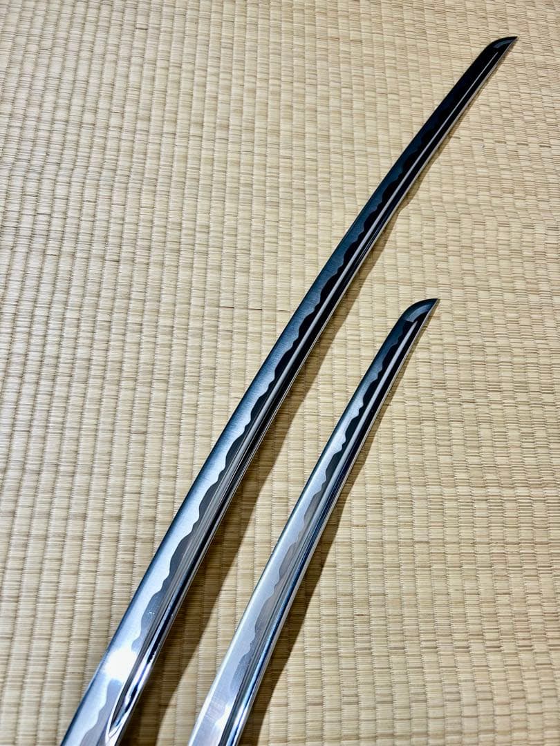 模造刀 太刀 脇差し 2本セット！　※刀身に樋あり（バラ売り不可）