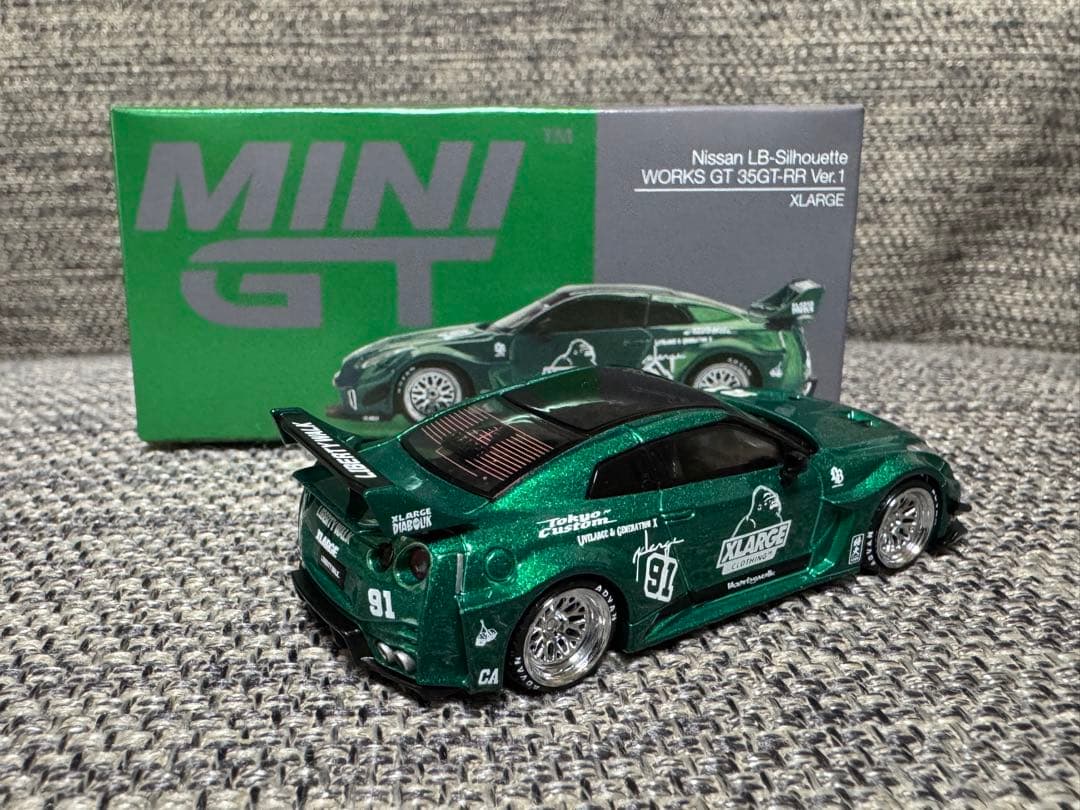 MINIGT LBWK × XLARGE LB-silhouette 35GT