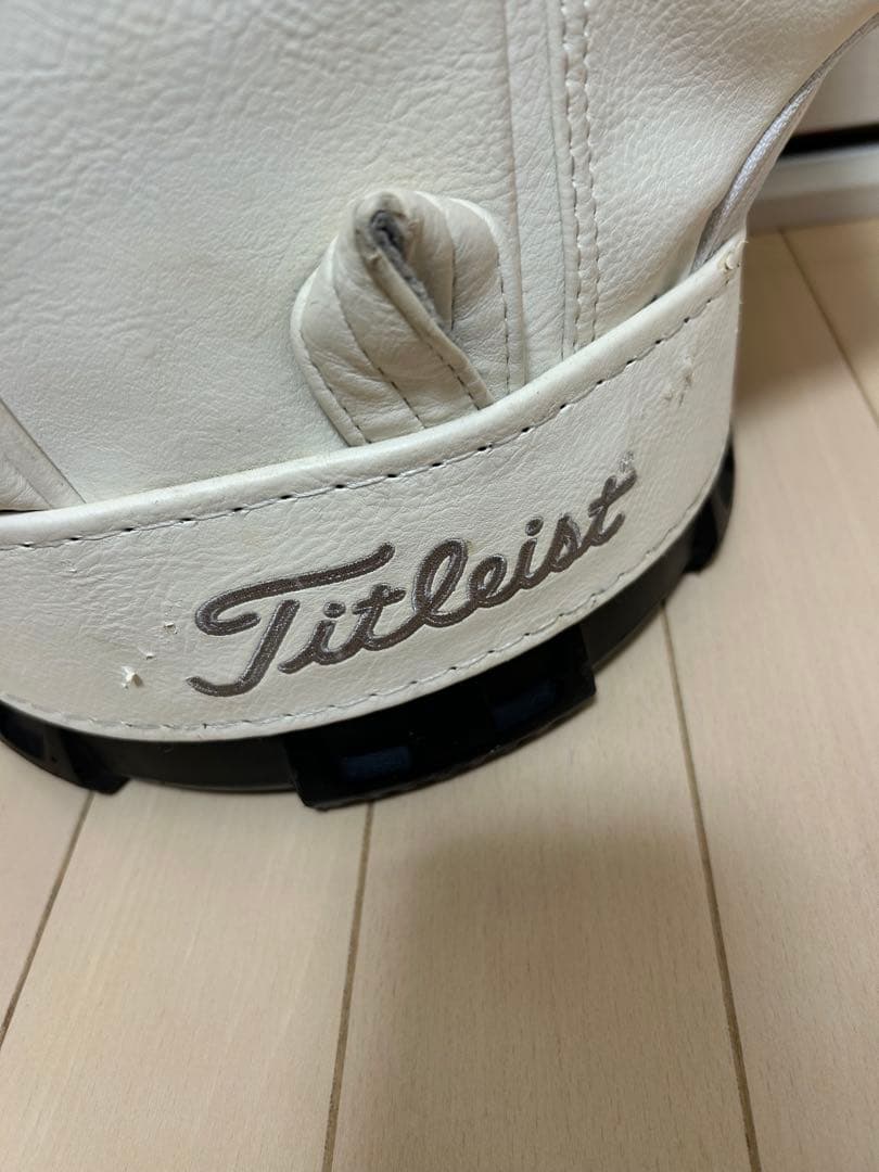 タイトリスト・ボーケイ限定モデルキャディバッグ（白）　CB6VW