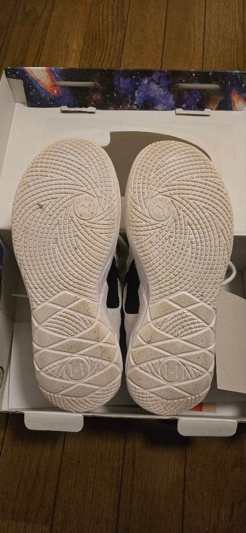 シューズ(男性用) PUMA MB.01 Low