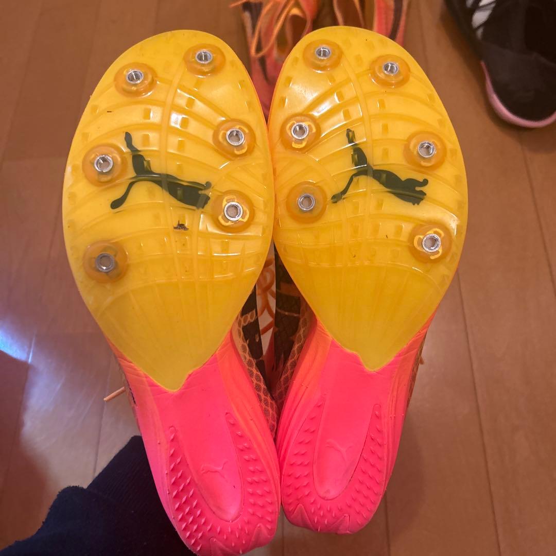 プーマ　アディダス　陸上長距離スパイク