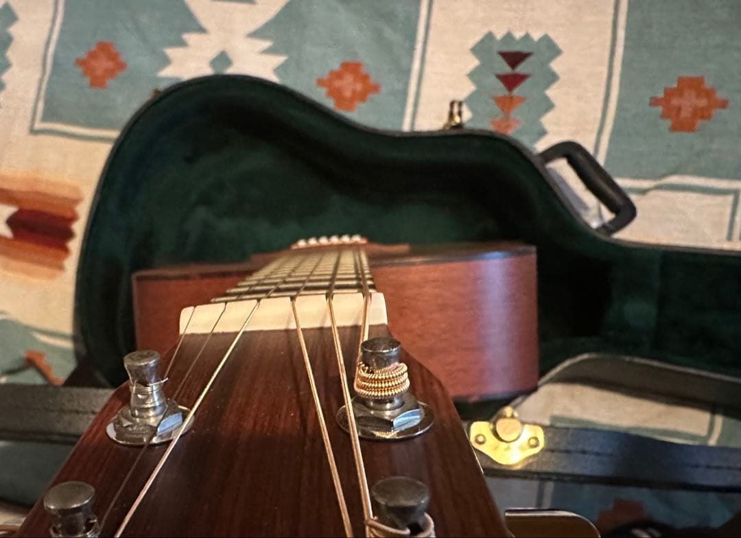 Martin D1 2003年 アコースティックギター、ハードケース付き