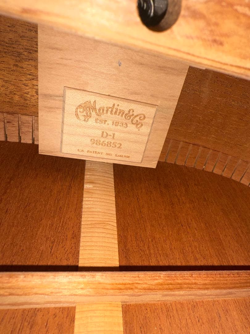 Martin D1 2003年 アコースティックギター、ハードケース付き