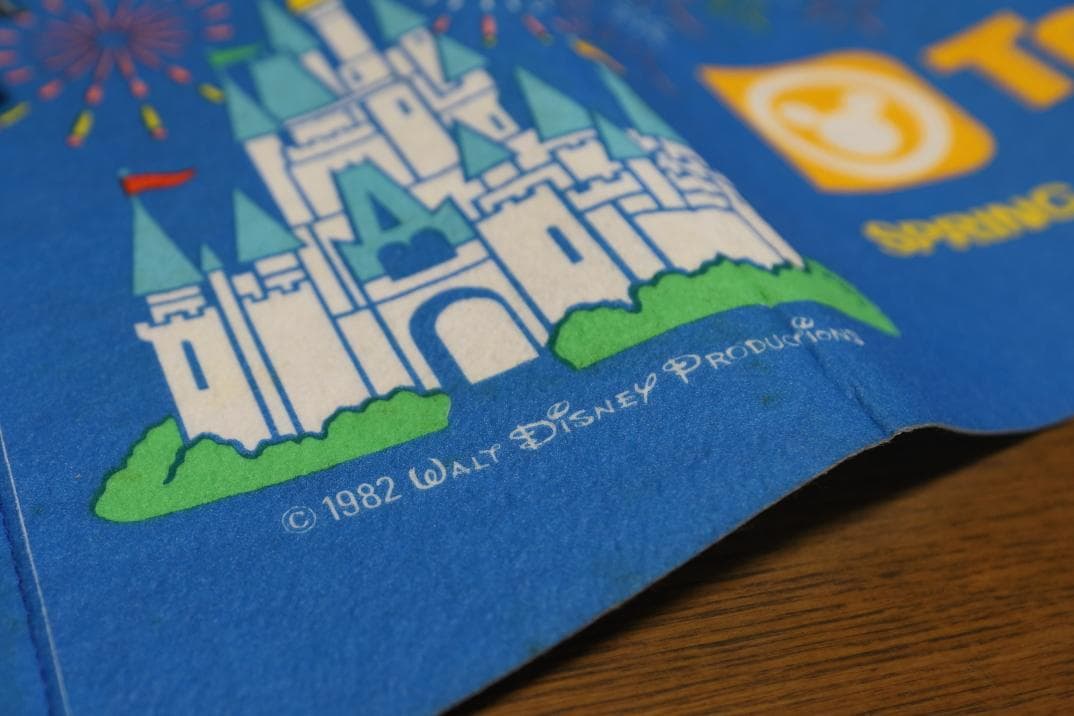 ★東京ディズニーランド★ペナント★オープニング1983★1982年製★非売品D