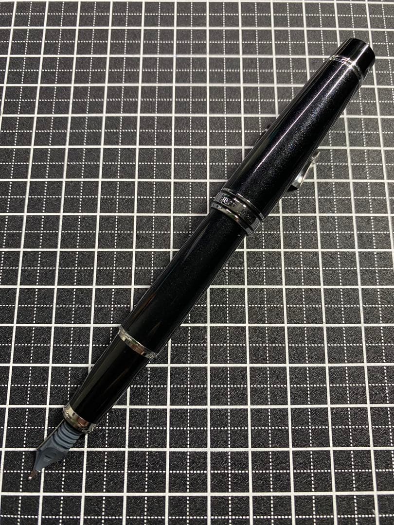 PILOT STELLA 90s Jet-black 万年筆　字幅M