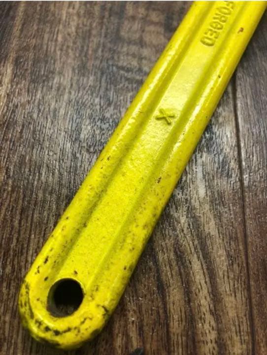 未使用　MCCパイプレンチ 被覆管用450