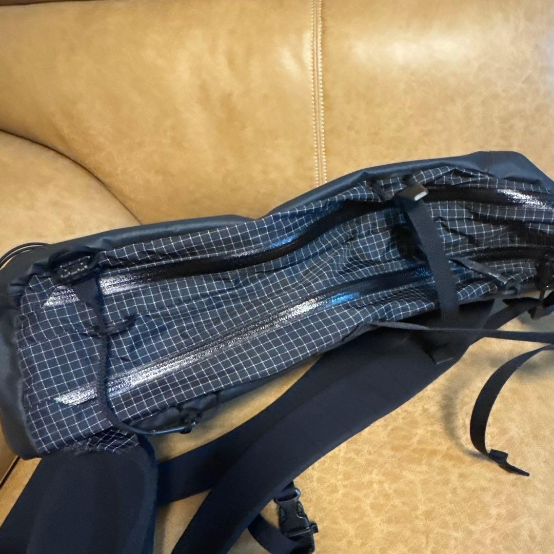 極上レベル！Arc'teryx RUSH SK 32 ブラックバッグ