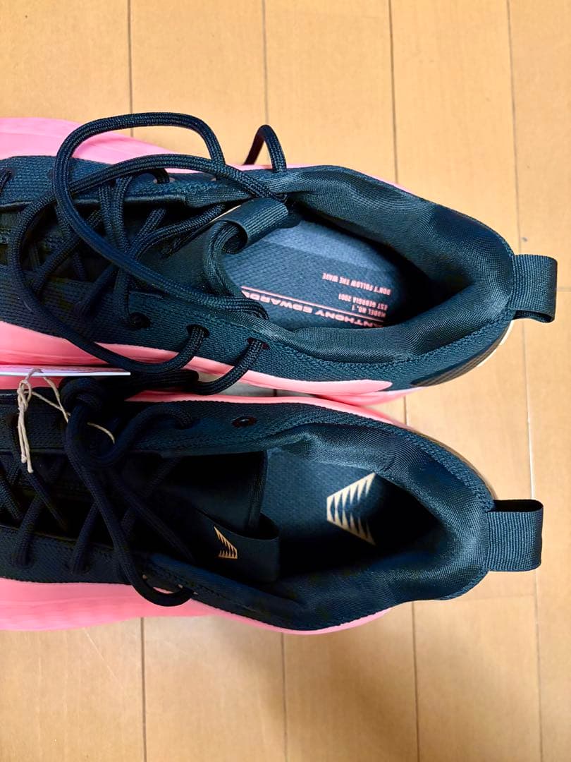 adidas - AE1 バスケットボールシューズ ピンク/ブラック