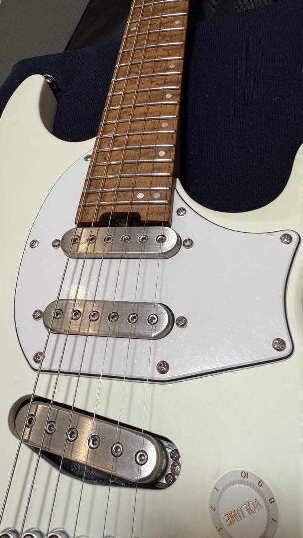 Ibanez ICHI10 IchikaNito model ストラップ付　新同