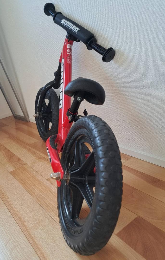 ★　ストライダー　STRIDER 12　レッド　バランスバイク　★