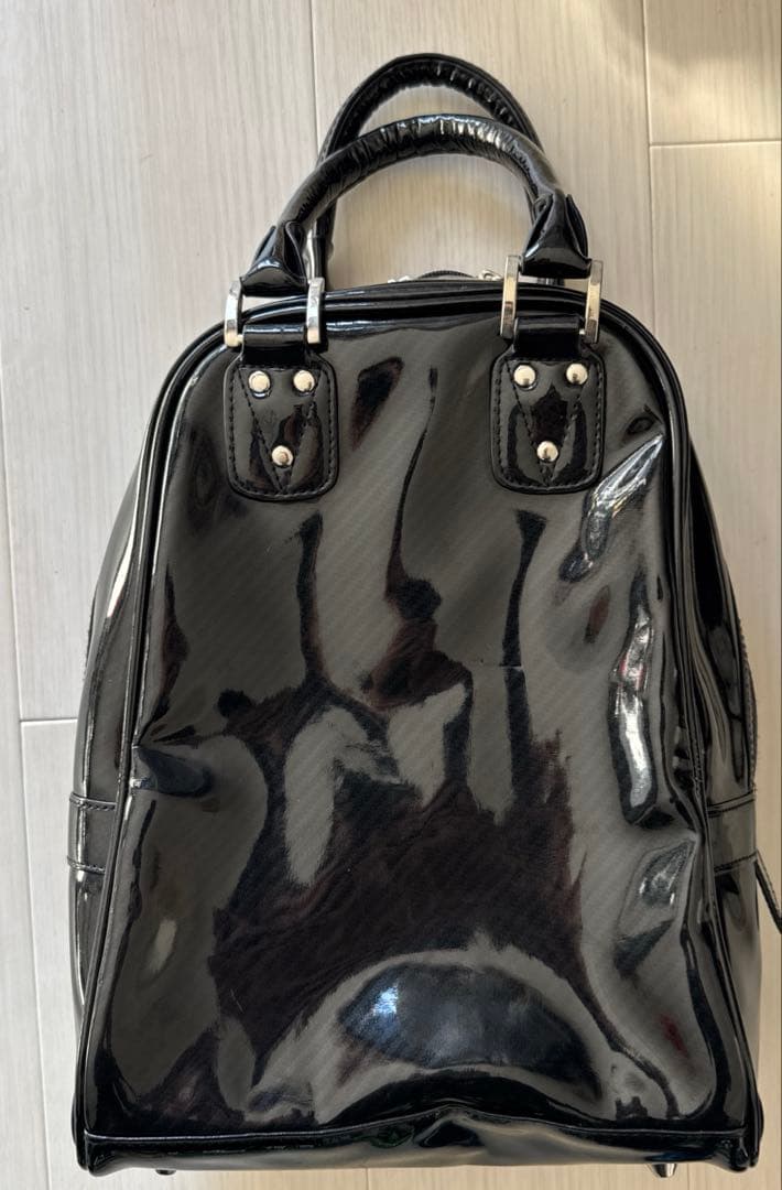 LANVIN SPORT さすが高級志向の光沢メタリックブラックの輝き特典3点組