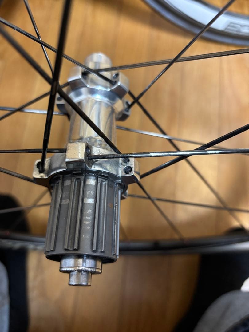 デュラエース カーボンホイール WH-7850-C50-TU 最終価格です