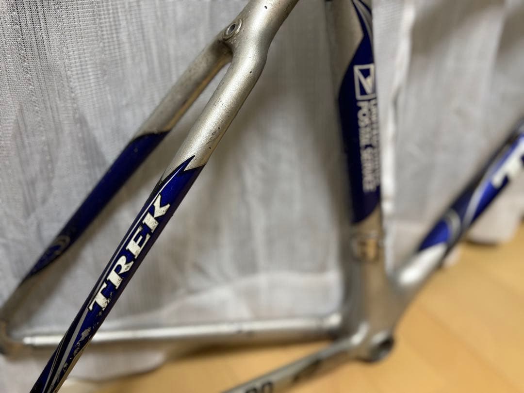 TREK 青銀