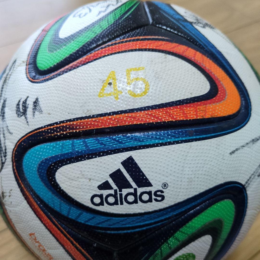 adidas brazuca FIFAワールドカップ2014 サイン入り
