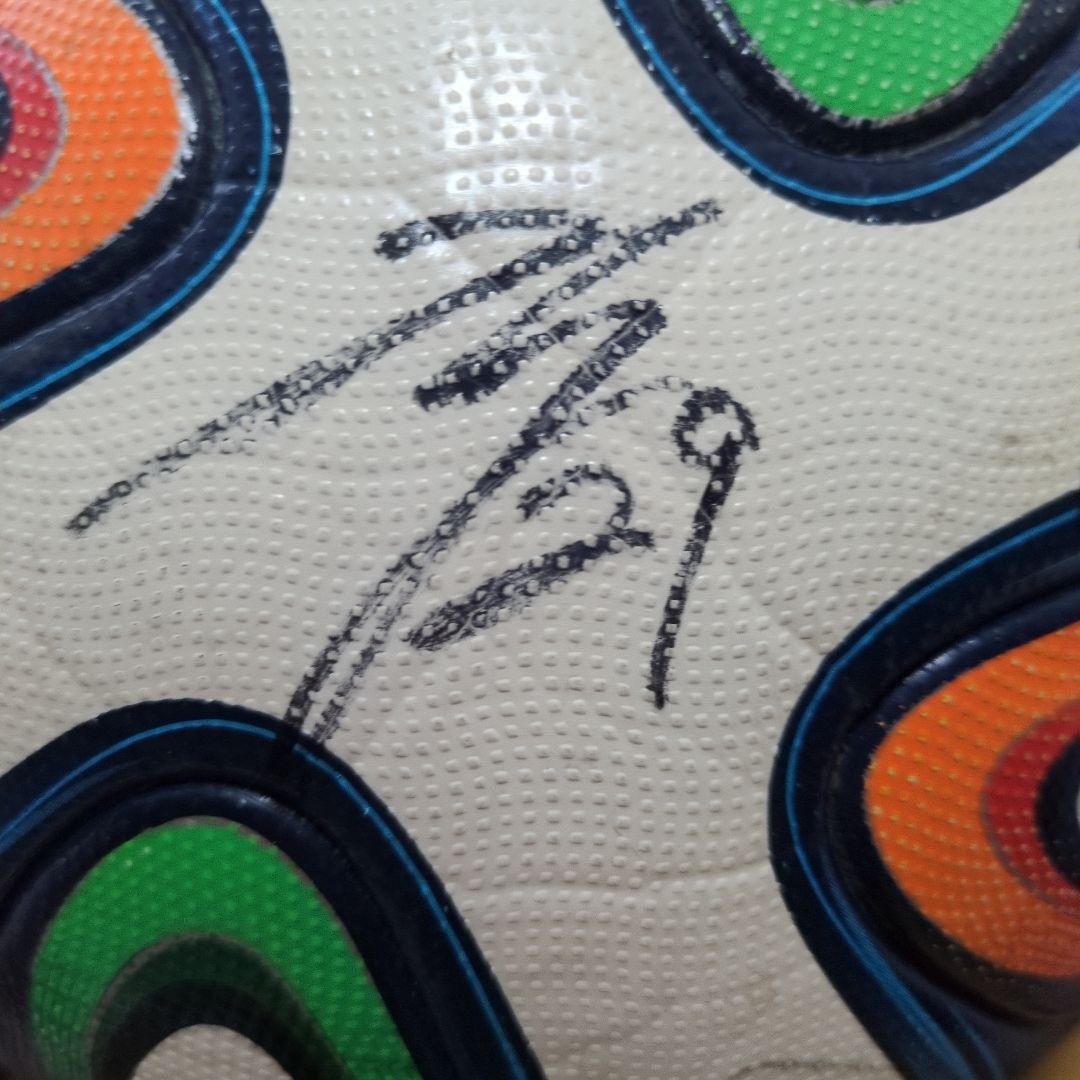 adidas brazuca FIFAワールドカップ2014 サイン入り