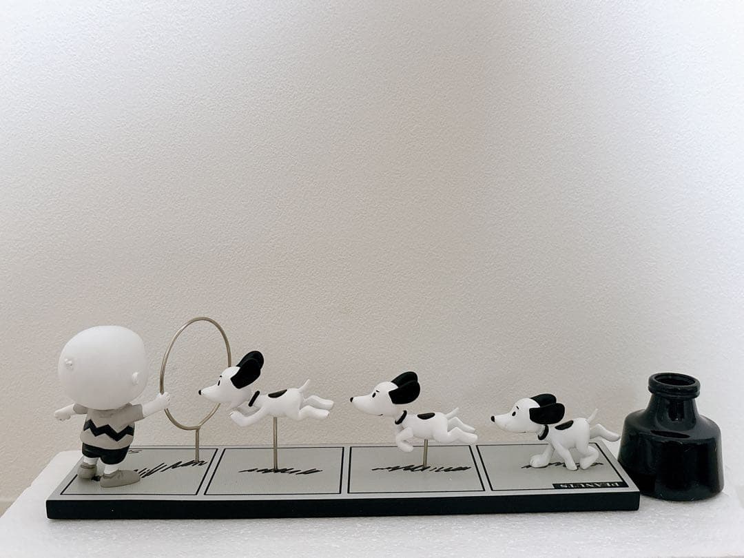 ホールマーク hallmark　70周年記念フィギュア　スヌーピー