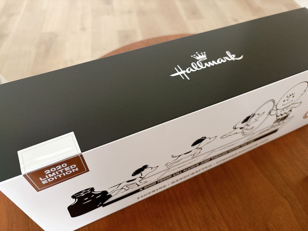 ホールマーク hallmark　70周年記念フィギュア　スヌーピー