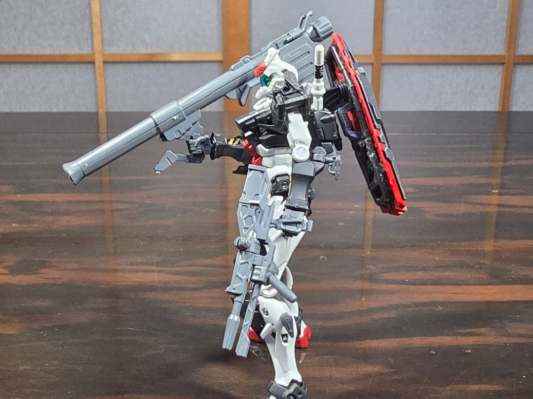HG　01ガンダム(部分塗装組み立て済)