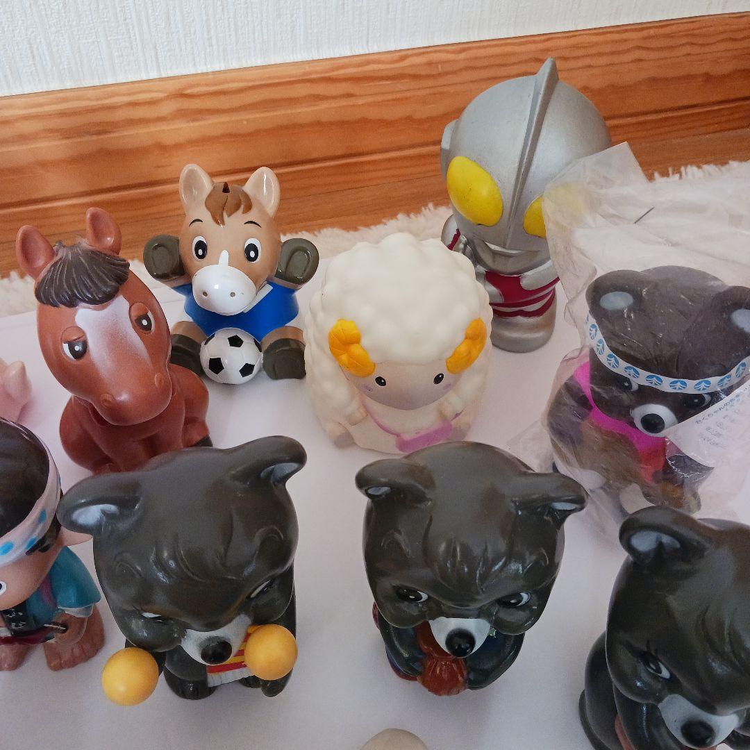 昭和レトロ　ソフビ貯金箱　19点セット 富士銀行　たくぎん　JAなど　まとめ