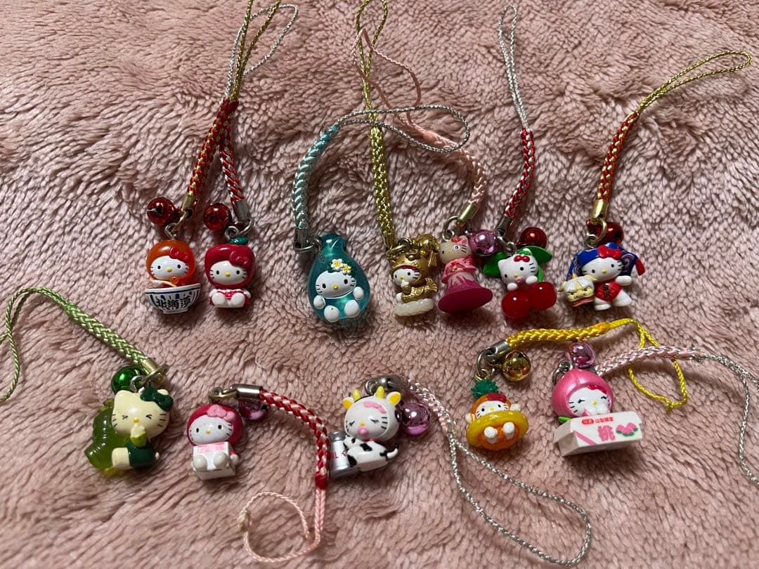 ご当地キティ　根付け　ストラップ　12個