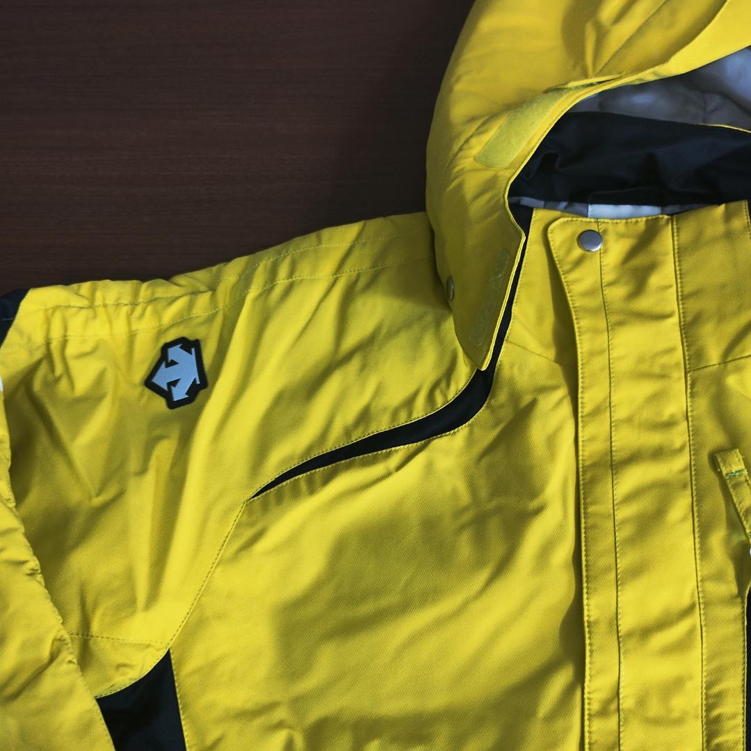 美品　デサント　上下セットアップ　スキー　スノーボード　ウェア　150 ㎝　男女