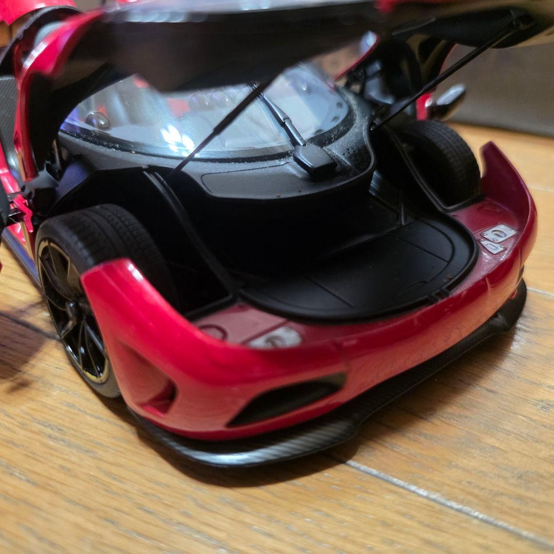 AUTOart ケーニグセグ 　アゲーラ(レッド)　　1/18