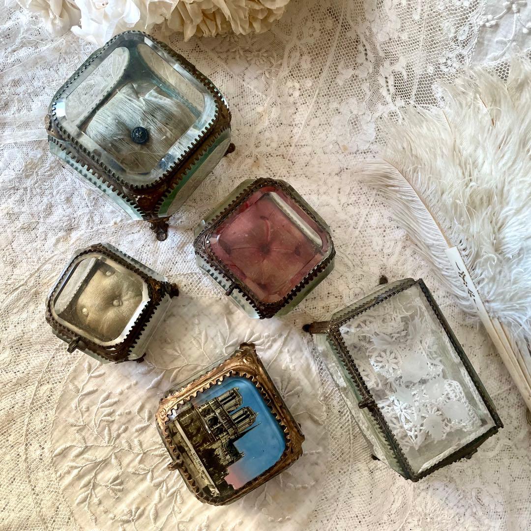 ノートルダム大聖堂ベベルガラスジュエリーボックス　ケース　フランスアンティーク