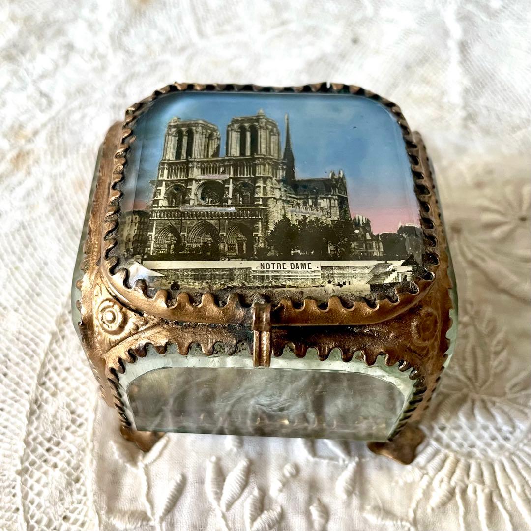 ノートルダム大聖堂ベベルガラスジュエリーボックス　ケース　フランスアンティーク