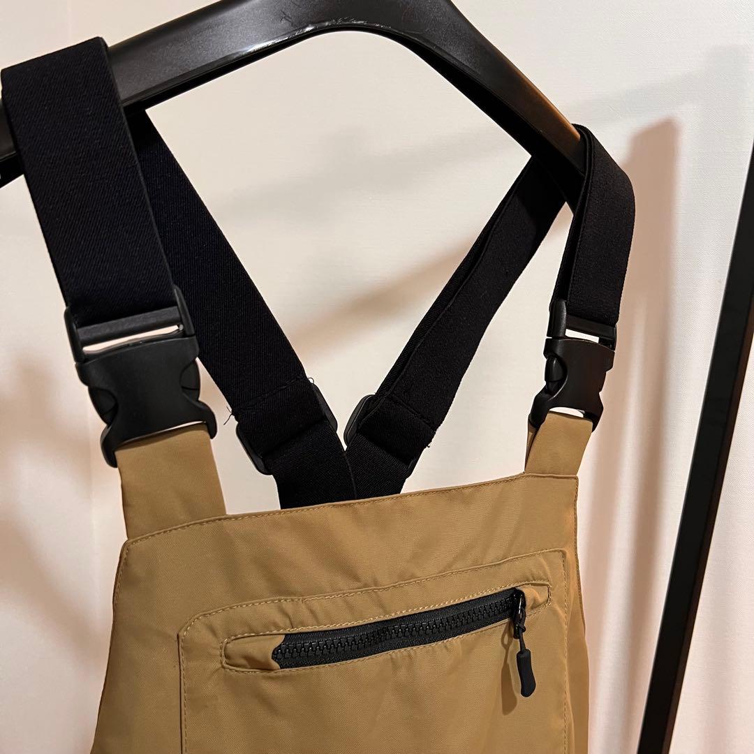 ベージュ サスペンダー付きスノーボードオーバーオール