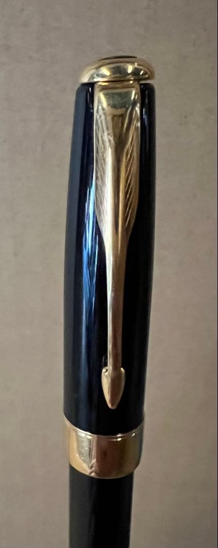 Parker 万年筆 黒色 ゴールド装飾