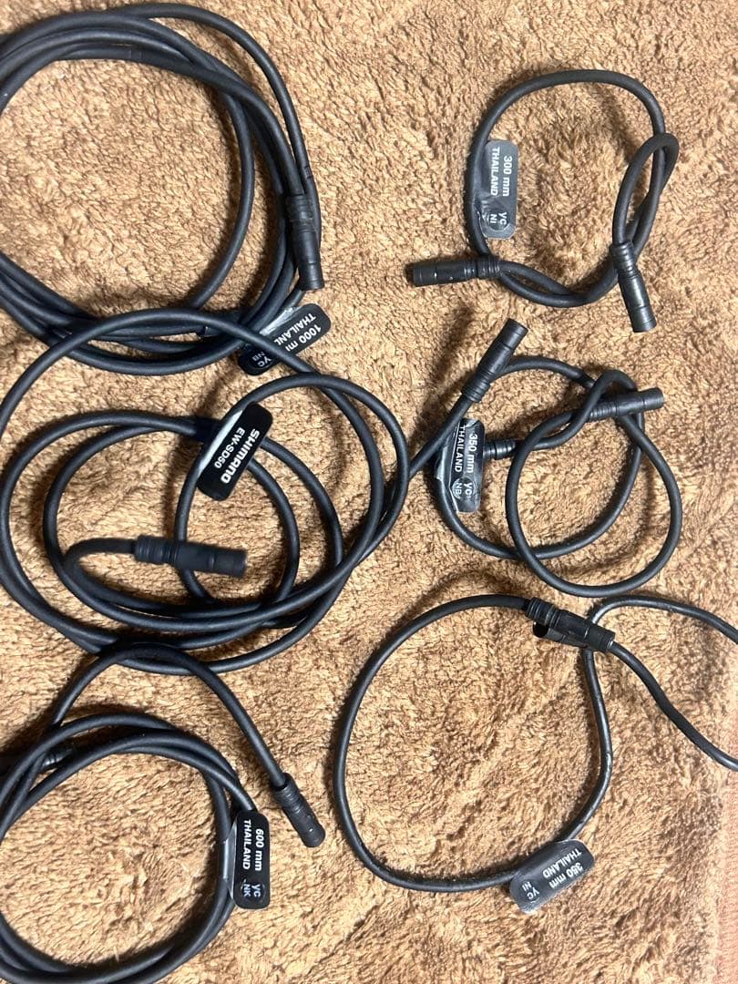 シマノ　Di2 ケーブル　EW-SD50