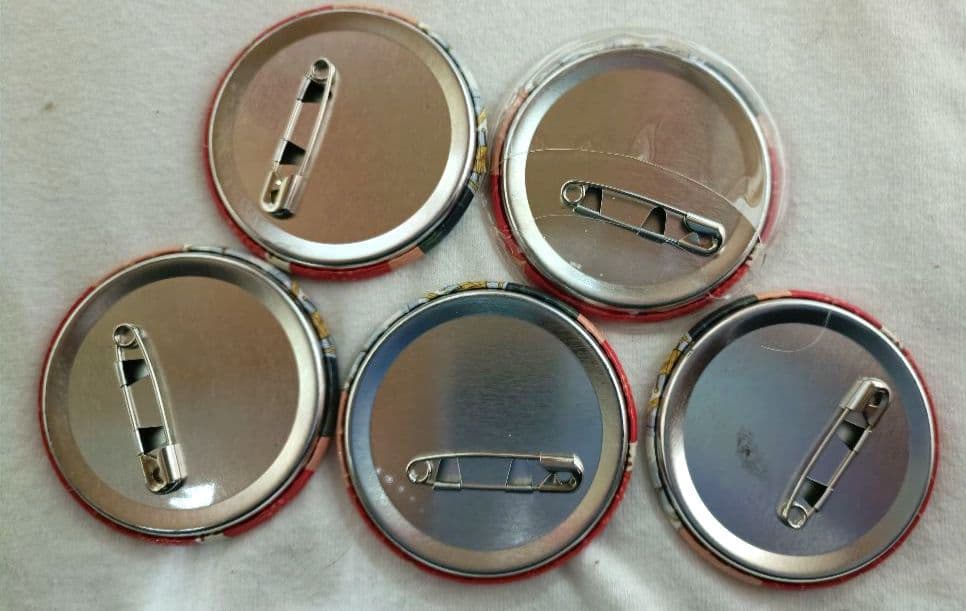 すとぷり　莉犬　缶バッチ　2024　spring 等身