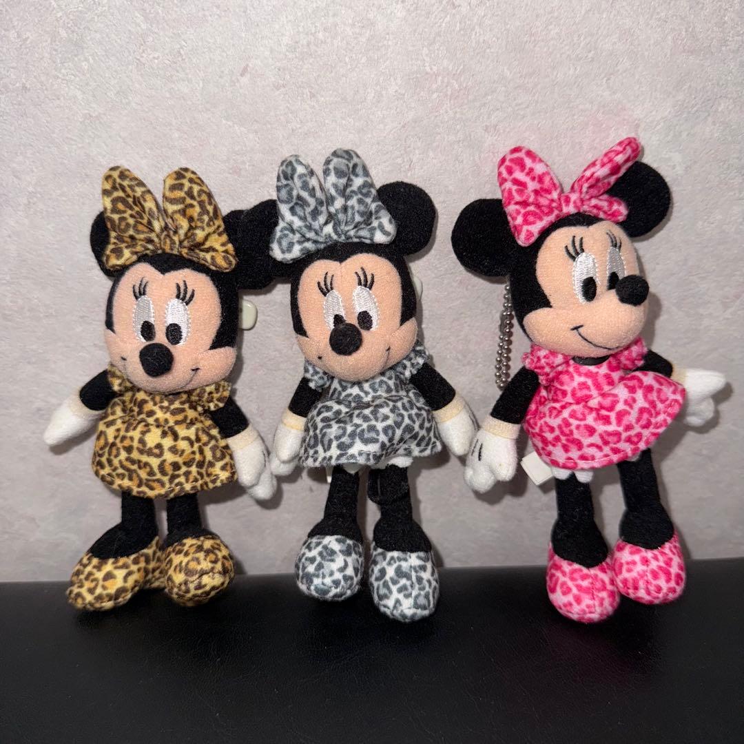 ⭐︎レア⭐︎廃盤　ディズニー　ミニー　ヒョウ柄ぬいぐるみバッジ　キーホルダー　平成