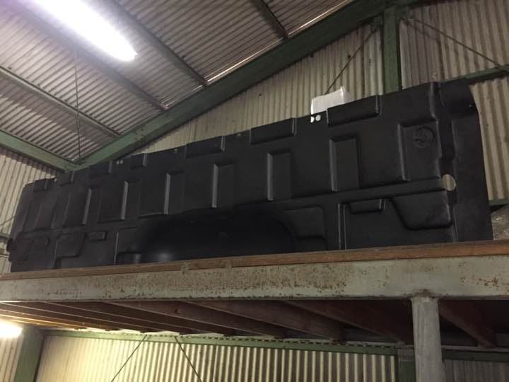 タンドラ ワンオフ フロントバンパー リフテッド