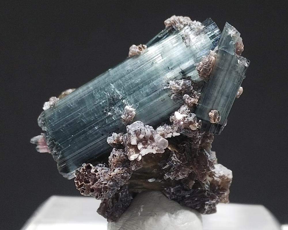 306 エルバイト トルマリン with レピドライト＆クォーツ ブラジル産