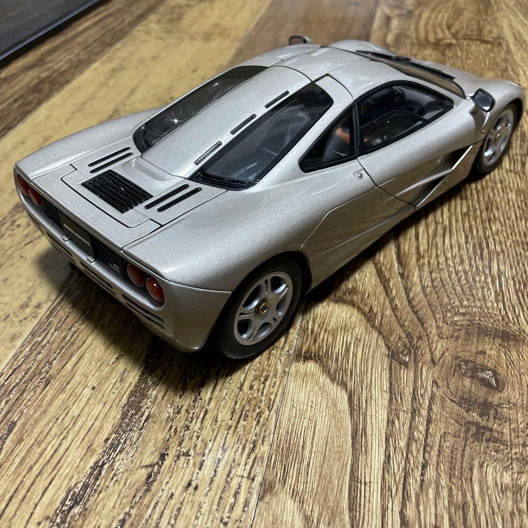 オートアート マクラーレンF1 AUTOart MCLAREN F1 1/18