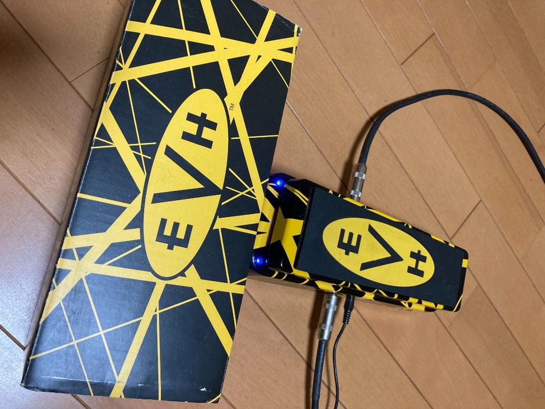 ギター EVH95 EDDIE VAN HALEN SIGNATURE WAH