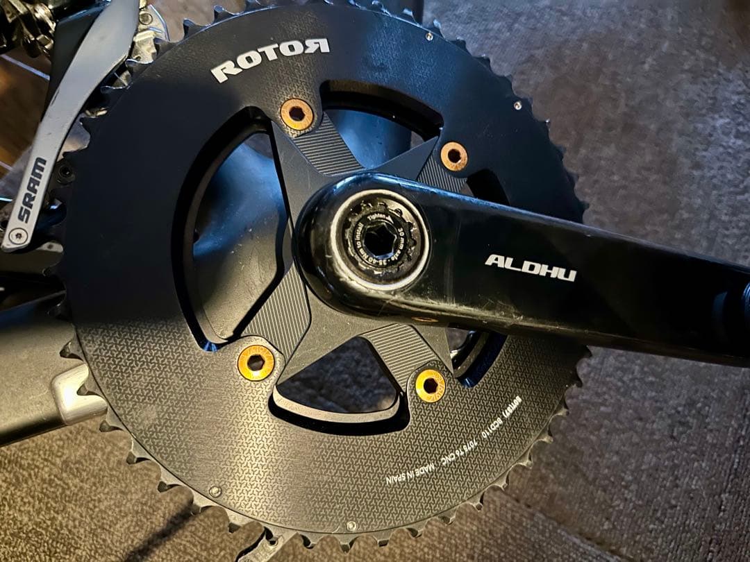ROTOR ALDHU CARBON 165mm クランクセット