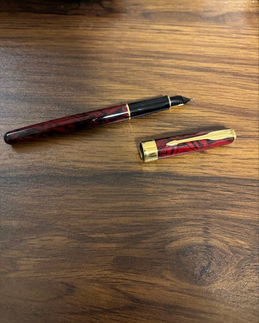 赤黒マーブル 万年筆
