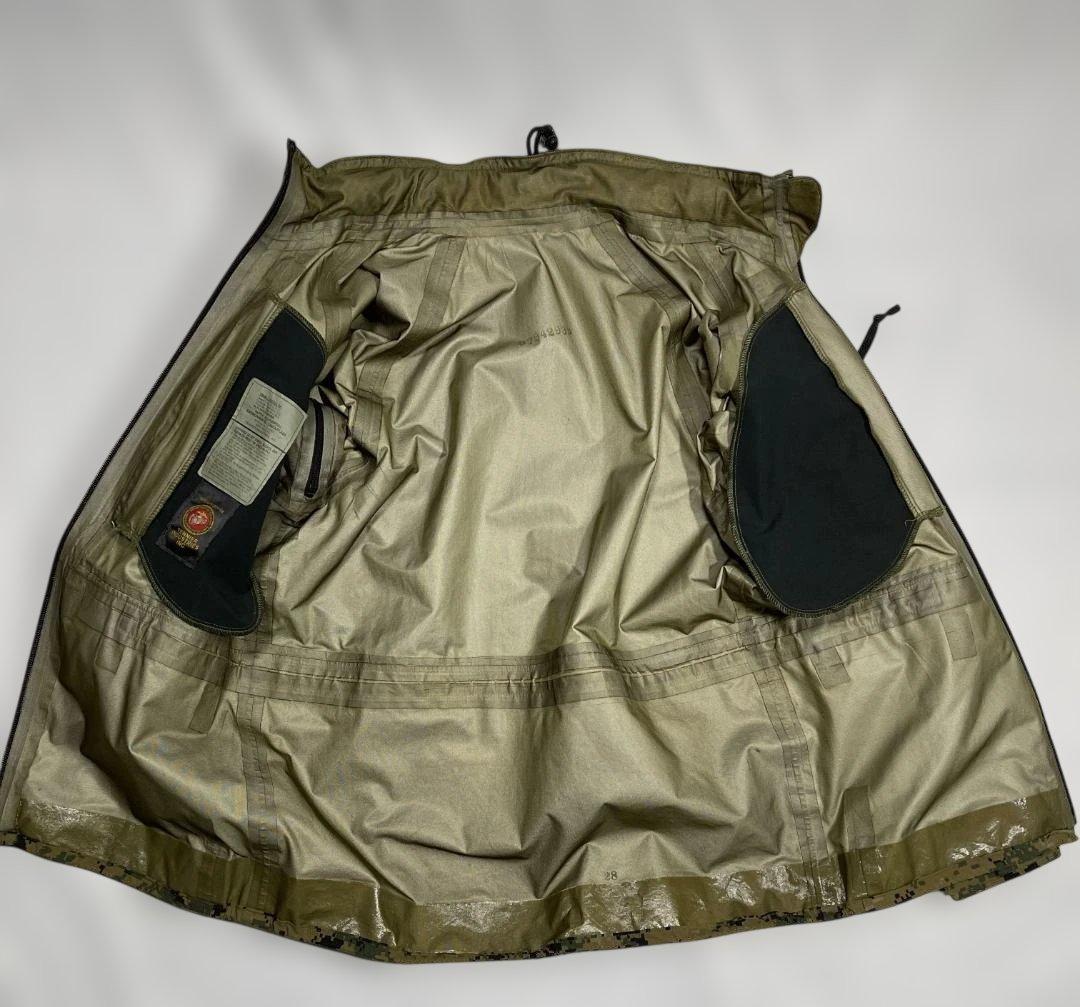 米軍 実物　USMC ECWCS　ゴアテックスパーカー S/R