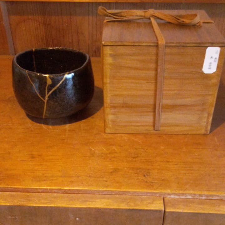 上口愚朗作黒楽茶碗