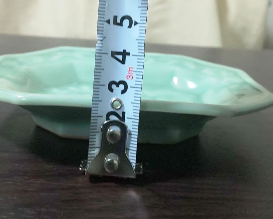 世界三大青磁 三田青磁 江戸末期 陽刻草花文八角小皿五枚