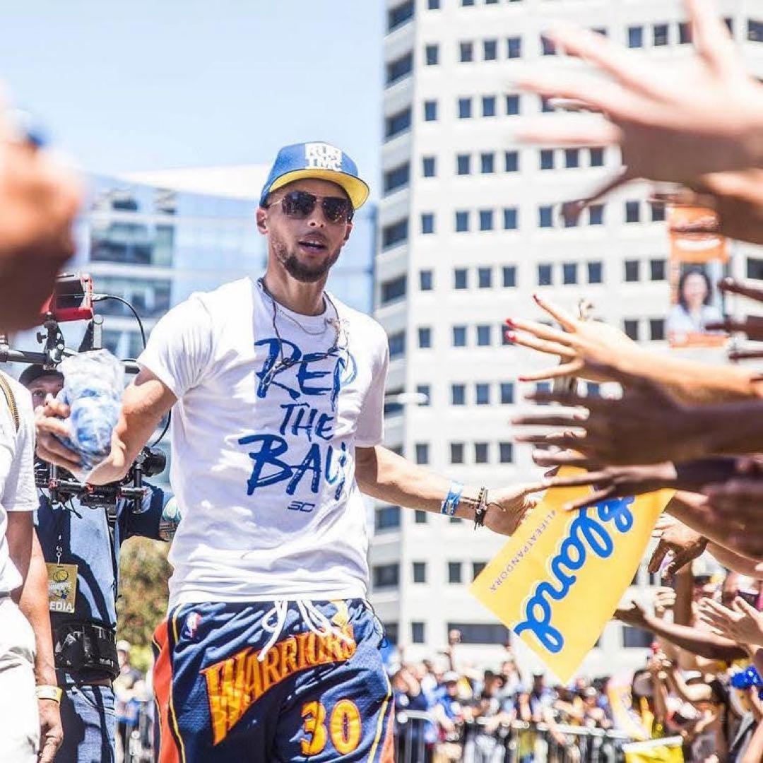 【美品】NBAウォリアーズ カリー ショーツ